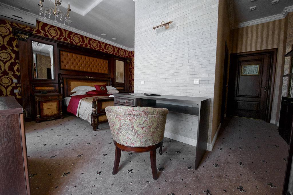 Boutique Hotel Molly O'Brain Khanty-Mansiysk Room photo